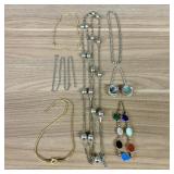 Collection of Vintage Assorted Jewelry - 25"