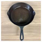 Griswold No. 7 Cast Iron Skillet 701 manufactured