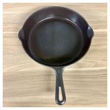 Griswold No. 8 Cast Iron Skillet 704 manufactured