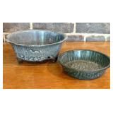 Two Pieces of Vintage Grey Mottled Graniteware Kit