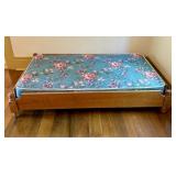 Traditional Twin Size Low-Post Wooden Bed Frame wi