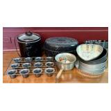 A Collection of Kitchenware and Baking Pans Includ