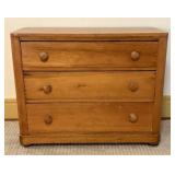 American Country Pine Three-Drawer Bachelors Chest