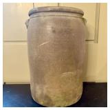 American Eight-Gallon Salt-Glazed Stoneware Storag