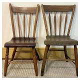 A Pair of American Country Arrow-Back Windsor Side
