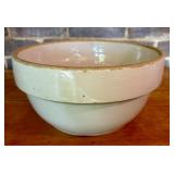 American Stoneware Shouldered Mixing Bowl, 4 Quart