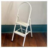 White Folding Two-Step Steel Step Ladder Attribute