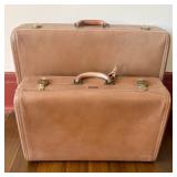 A Pair of Vintage Hartmann Knocabout Tan Leather S