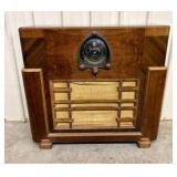 Zenith 1938 Console Floor Radio with Shutter Dial