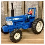 Ertl Ford 7710 1/16 Scale Toy Tractor