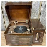 Philco Vintage Tabletop Radio-Phonograph Combinati