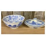 A Pair of Chinese Blue and White Porcelain Serving