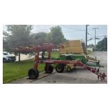 Bush Hog Haymaker BSR 11-Wheel Pull-Behind V-Rake
