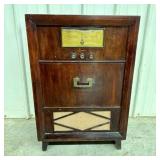 Silvertone Model 51 Radio-Phonograph Console for S