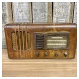 General Electric Model G53 Tabletop Tube Radio, ci