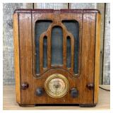 Crosley Model 515 Tombstone Tube Radio