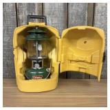 Vintage Coleman Model 220K Double Mantle Lantern w
