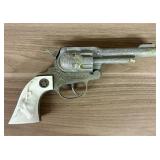 Hubley Texan Jr. Toy Cap Gun Revolver