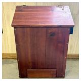 American Country Primitive Upright Wood Storage Bi