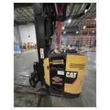 Caterpillar 24V Electric Reach Forklift