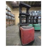 Raymond 36V Narrow Isle Order Picker