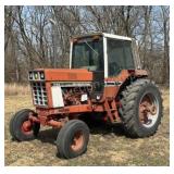 International 1086 14,903 Hours Runs good. Set of