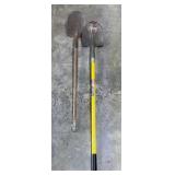 Pair Shovels - One Handle Short