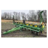 John Deere 7200 8 Row Planter, Max Emerge 2