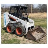 Bobcat 724B Skid Steer - Newer Tires, Runs Good