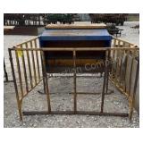 Lil Kreeper II Creep Feeder- Front Gate Needs Weld