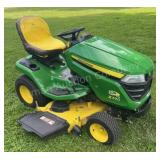 Excellent John Deere X390 Riding Mower 152 Hrs