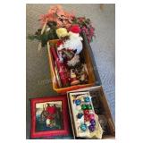 Christmas Decorations, Rugs, ornaments, Flowers