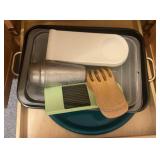 Baking sheets & kitchen ware