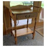 Oak One Drawer Wash Stand