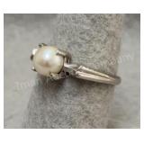 10K White Gold Pearl Ring - 3.17g - Sz 7