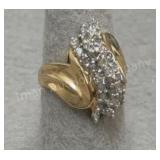 10K Gold Diamond Ring - 5.96g - Sz 7