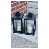 2 Decorative Lanterns