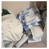 Misc Linens, Pilows, Blankets