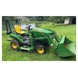 John Deere 1023E Utility Tractor Loader, Mower