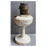 Aladdin Alacite Lincoln Drap Oil Lamp
