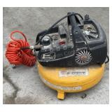 Pancake 2 Hp Air Compressor - Several Air Chucks