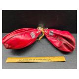 Reyes boxing gloves
