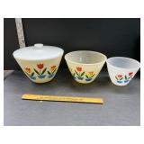 Fire King bowls small 1 is cracked