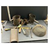 Miscellaneous vintage items
