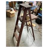 Vintage 4ft step ladder