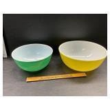 Pyrex bowls