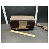 Vintage clock radio