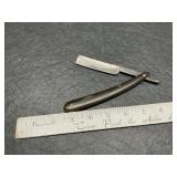 Straight razor