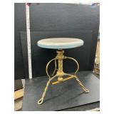 .stool
