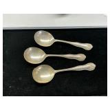 123 grams sterling silver spoons